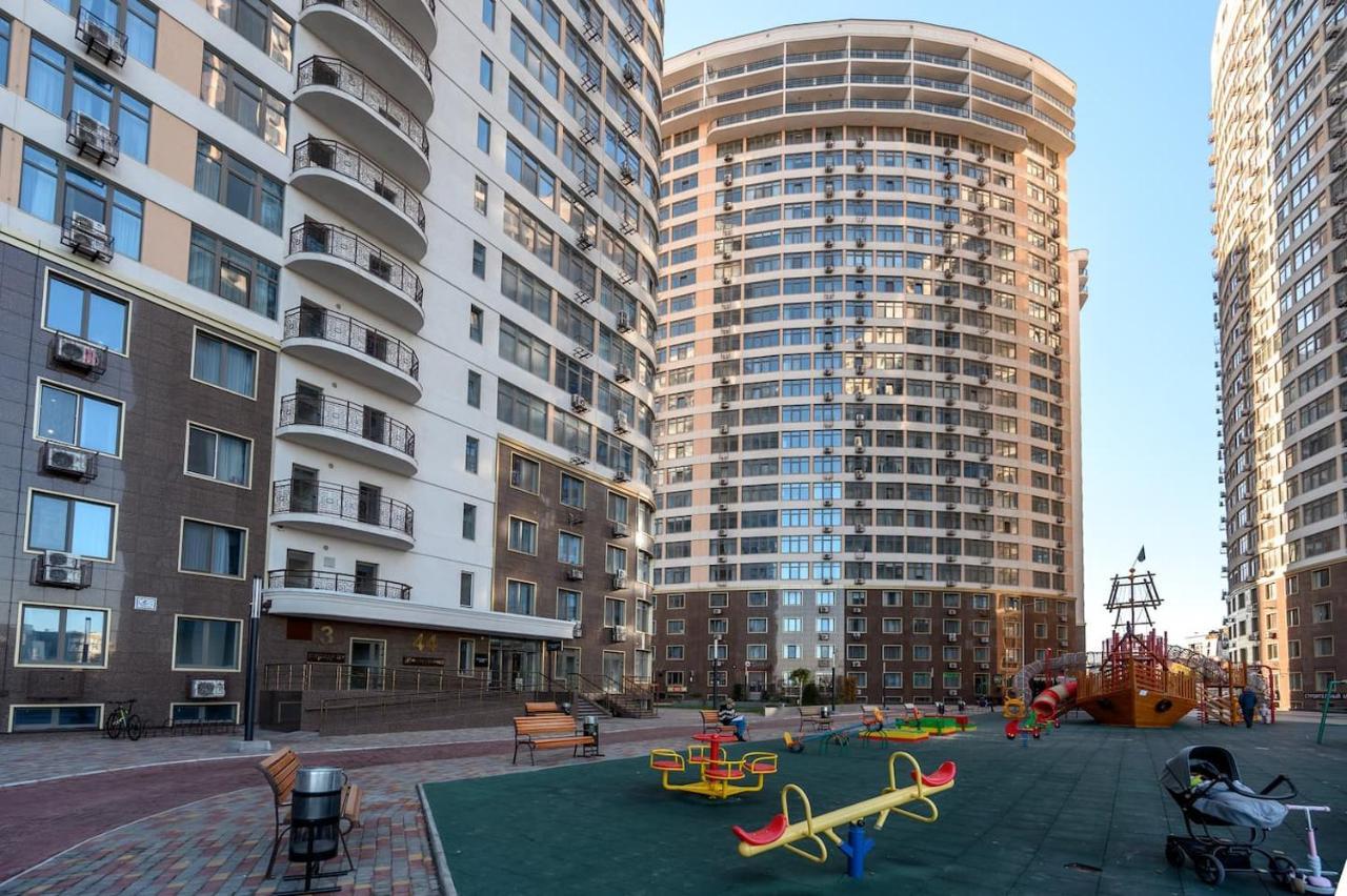 Шикарный Вид Odesa Exterior foto