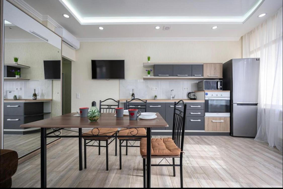 Шикарный Вид Odesa Exterior foto